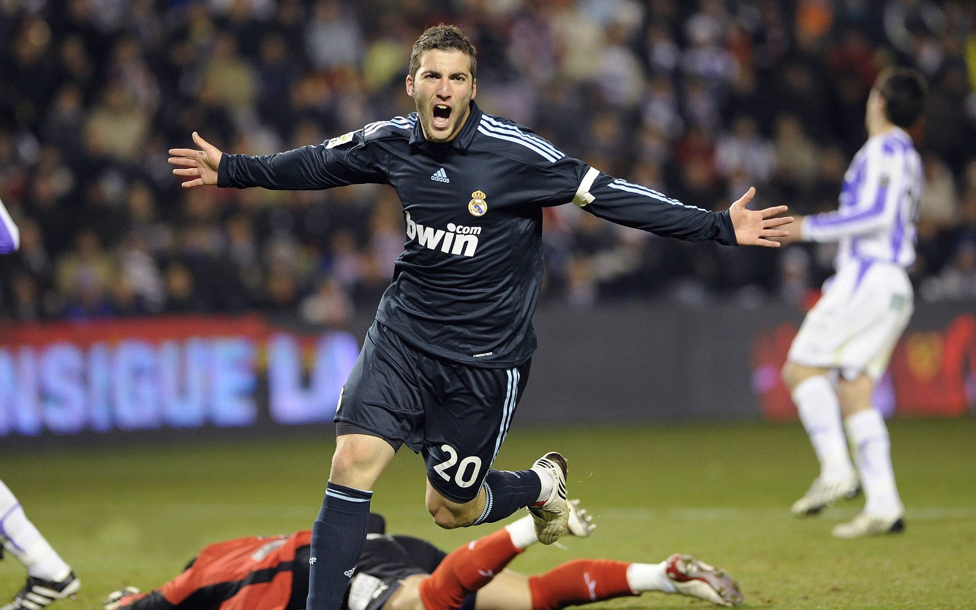 美洲杯超级巨星：精彩演绎无限精彩！，美洲杯晋级